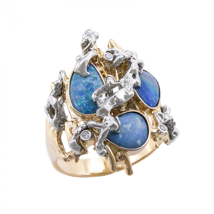 Gold Ring with semiprecious stones